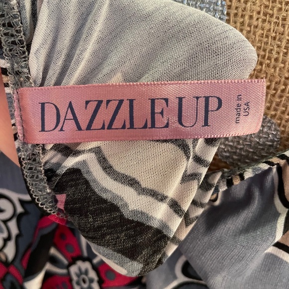 Dazzle up Tunic Size L - Picture 9 of 9